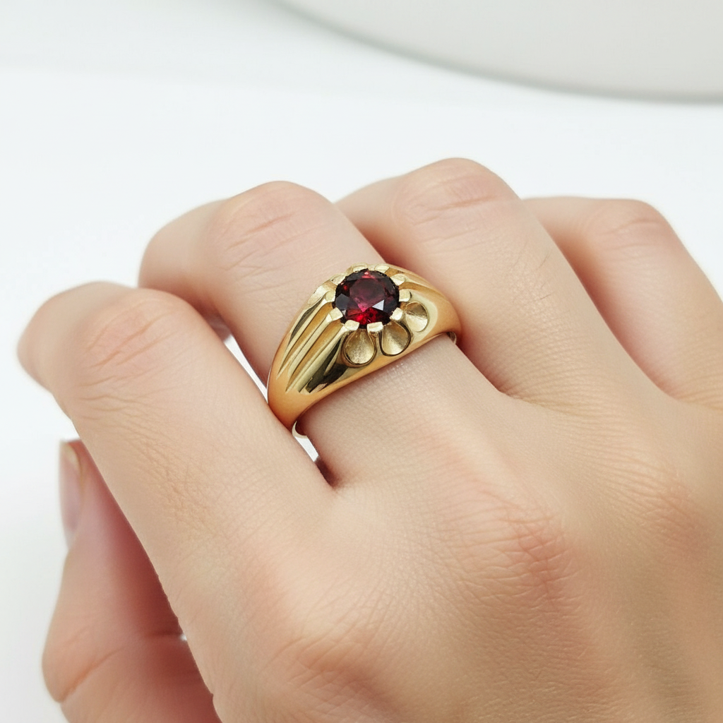 9ct Yellow Gold Gents Garnet Ring Solitaire Fully Hallmarked