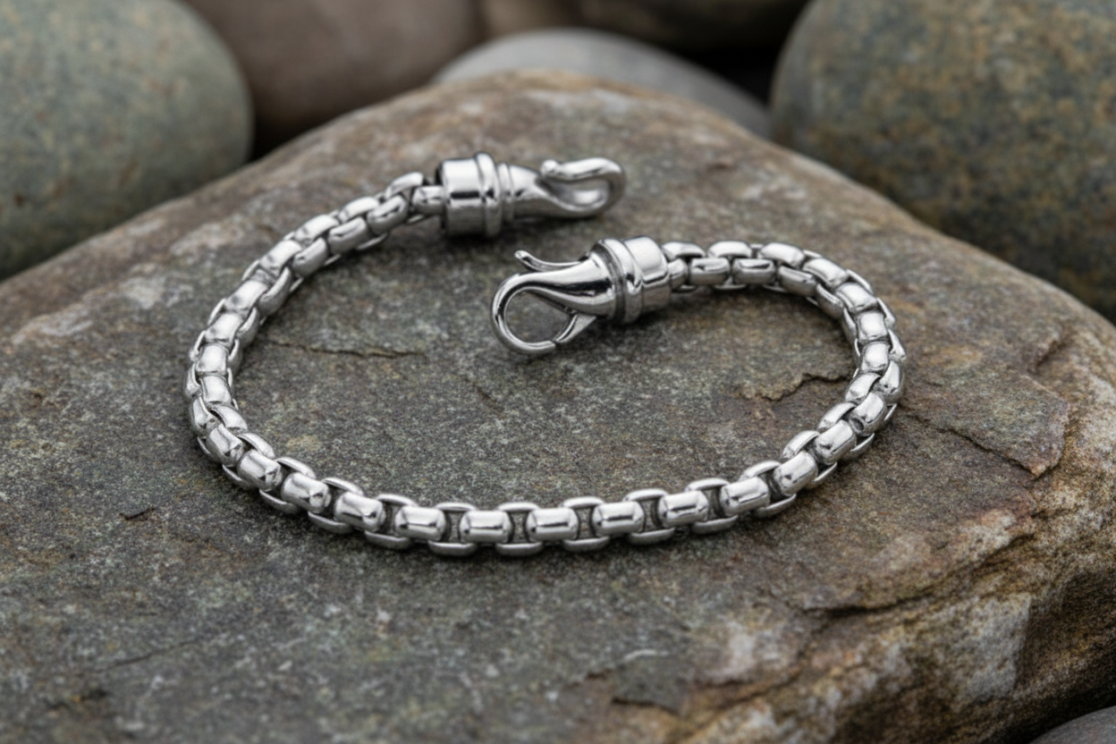 Fred Bennett Large Belcher Link Chain Bracelet 21.5cm B4563