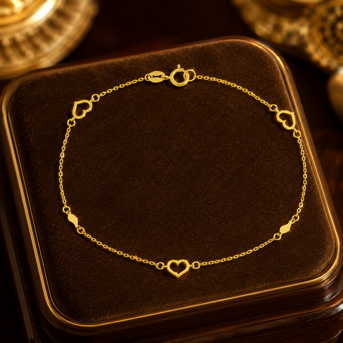 J R Jewellery Open Heart Chain Station Bracelet in gold with delicate heart links