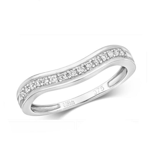 Elegant white gold diamond wishbone ring featuring a delicate curve and shimmering diamonds
